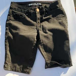 Incredibly comfortable black Bermuda Jean shorts